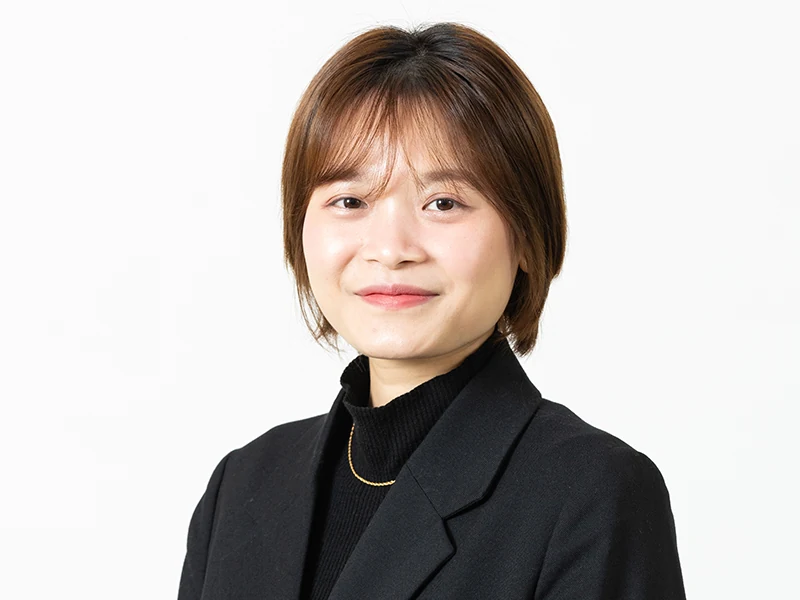 ライ リン (LAI  LINH)